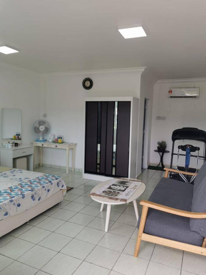 Sunrise Bedrooms And Transit Ранау Екстер'єр фото